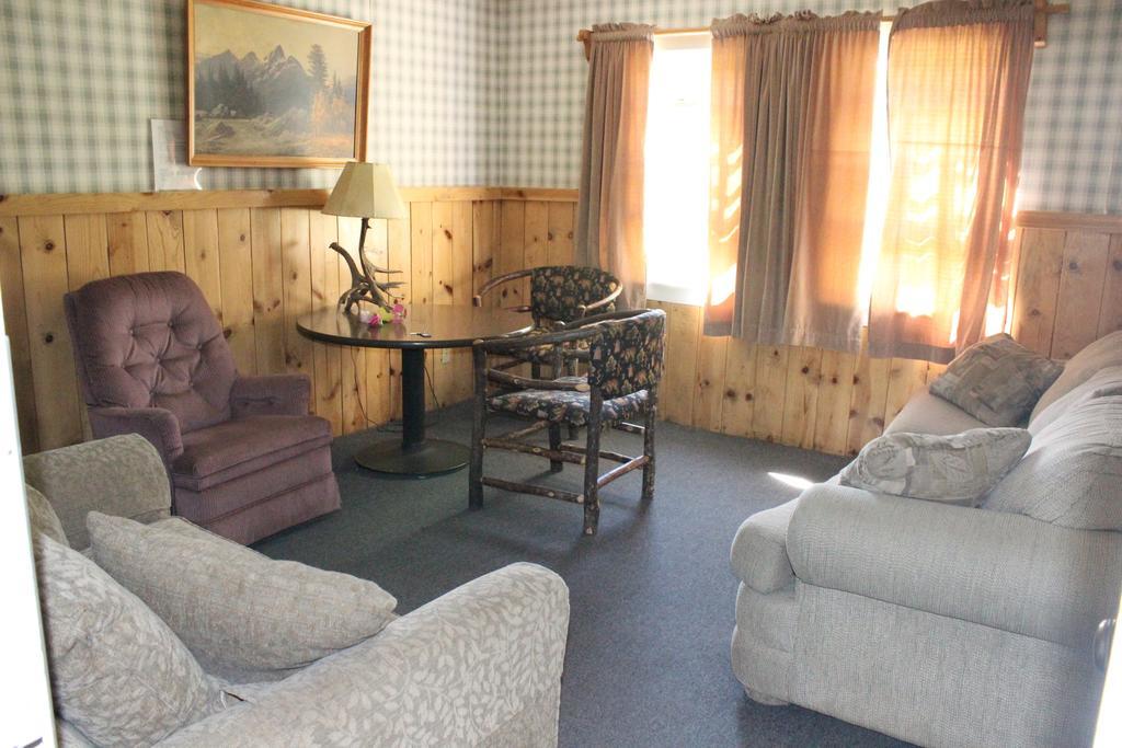Twin Lakes Resort 브리지포트 객실 사진