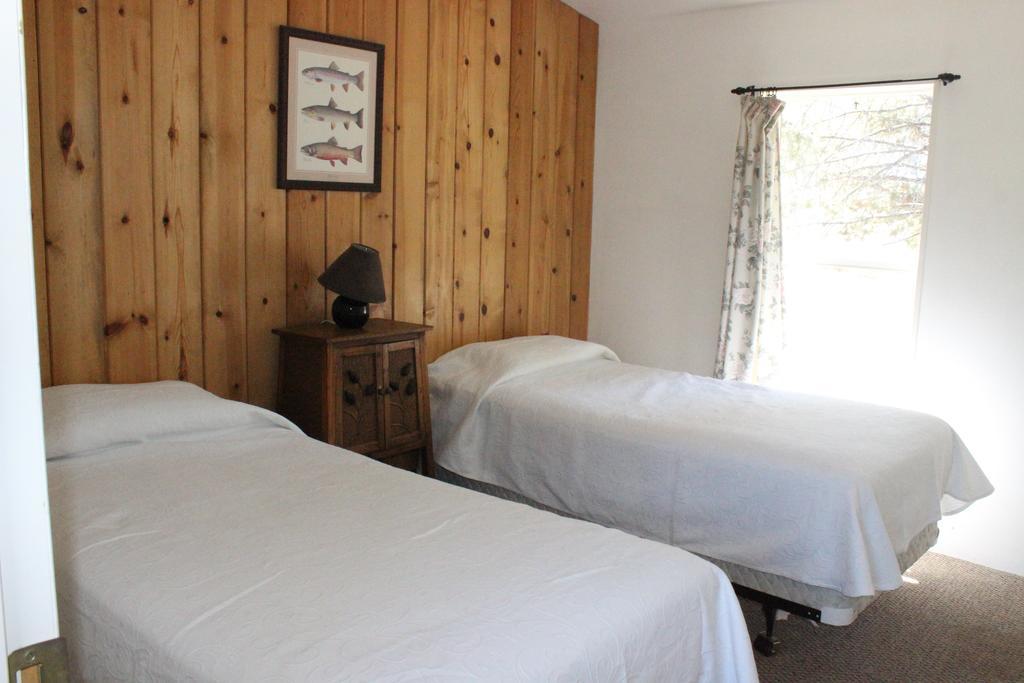 Twin Lakes Resort 브리지포트 객실 사진