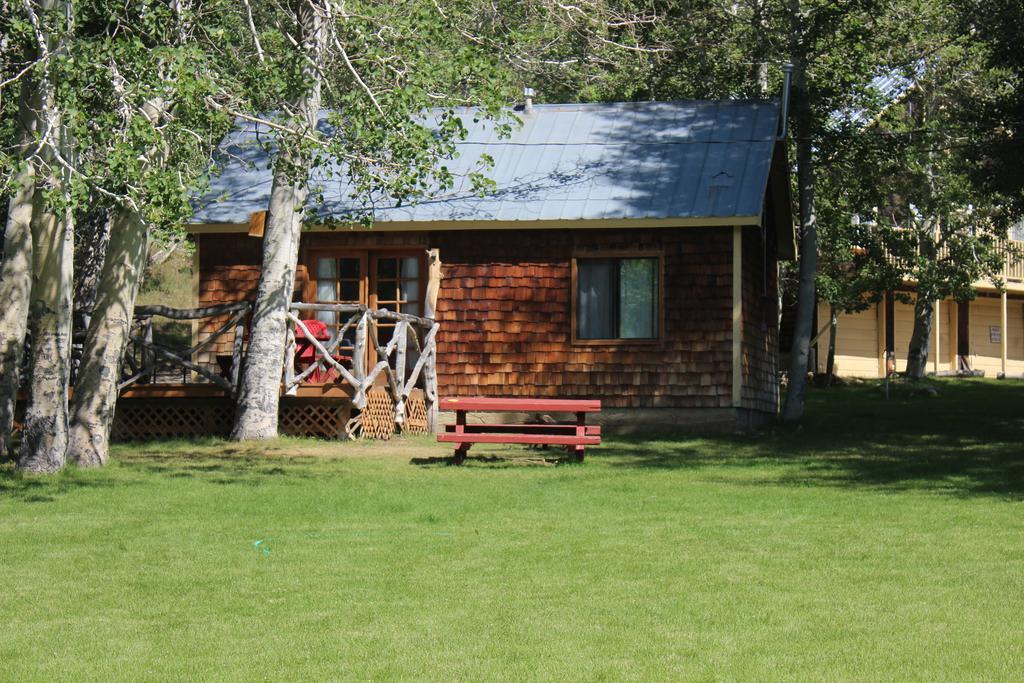 Twin Lakes Resort 브리지포트 객실 사진